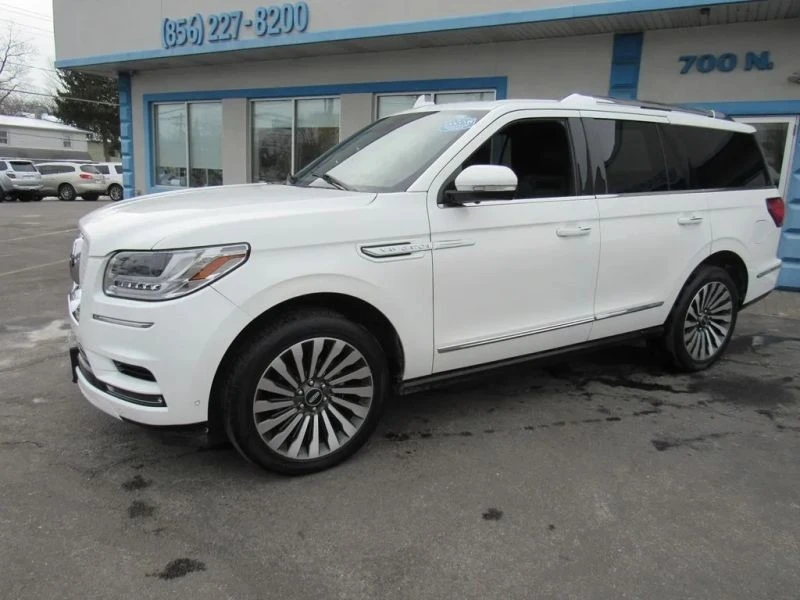 2021 Lincoln Navigator 4th Gen - Image 2 of 12