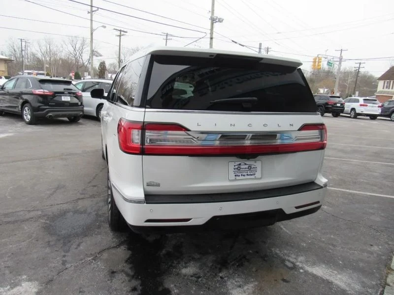 2021 Lincoln Navigator 4th Gen - Image 5 of 12