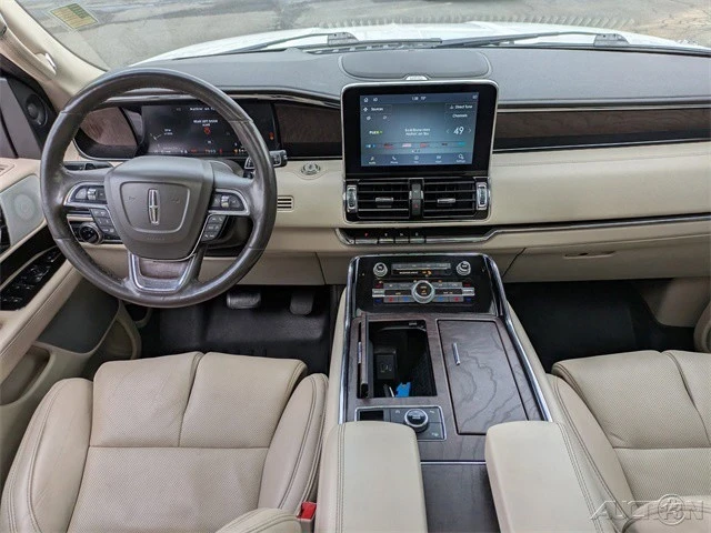 2021 Lincoln Navigator 4th Gen - Image 17 of 21