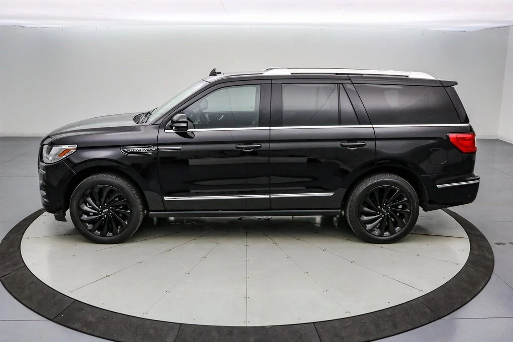 2021 Lincoln Navigator 4th Gen - Image 8 of 21