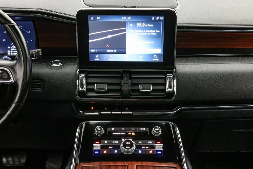 2021 Lincoln Navigator 4th Gen - Image 16 of 21
