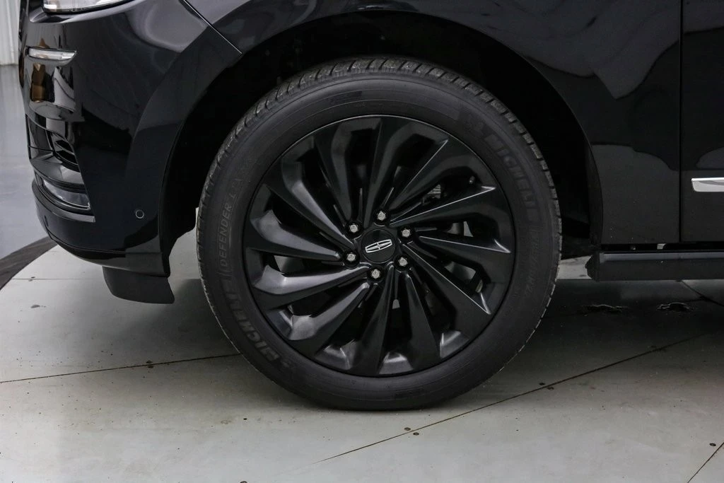2021 Lincoln Navigator 4th Gen - Image 11 of 21
