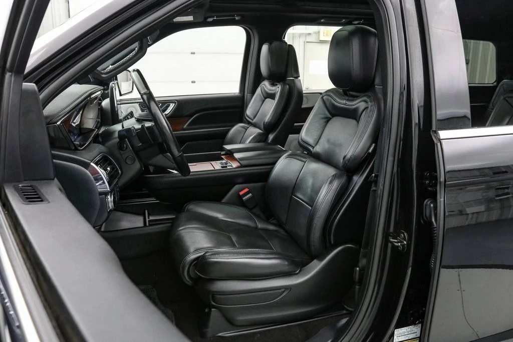 2021 Lincoln Navigator 4th Gen - Image 12 of 21
