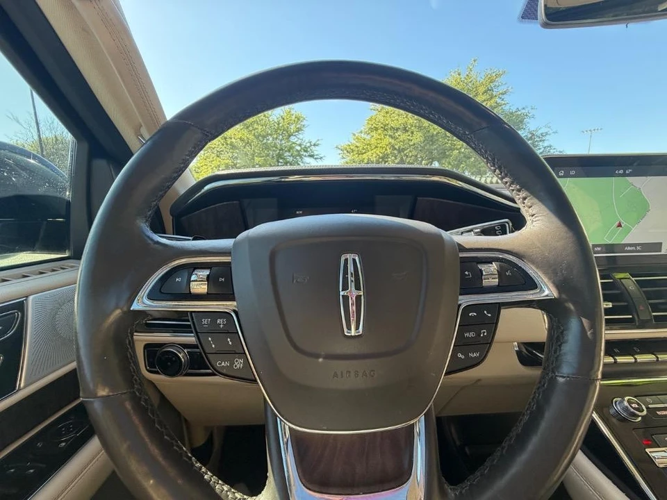 2021 Lincoln Navigator 4th Gen - Image 15 of 21