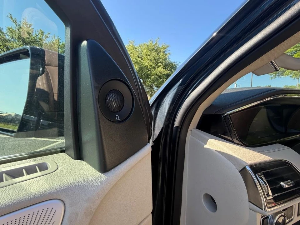 2021 Lincoln Navigator 4th Gen - Image 14 of 21