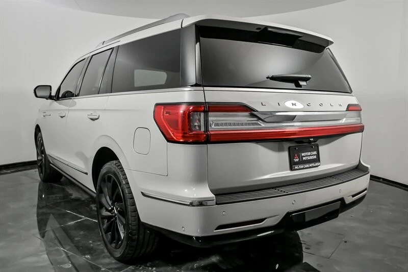 2021 Lincoln Navigator 4th Gen - Image 8 of 21