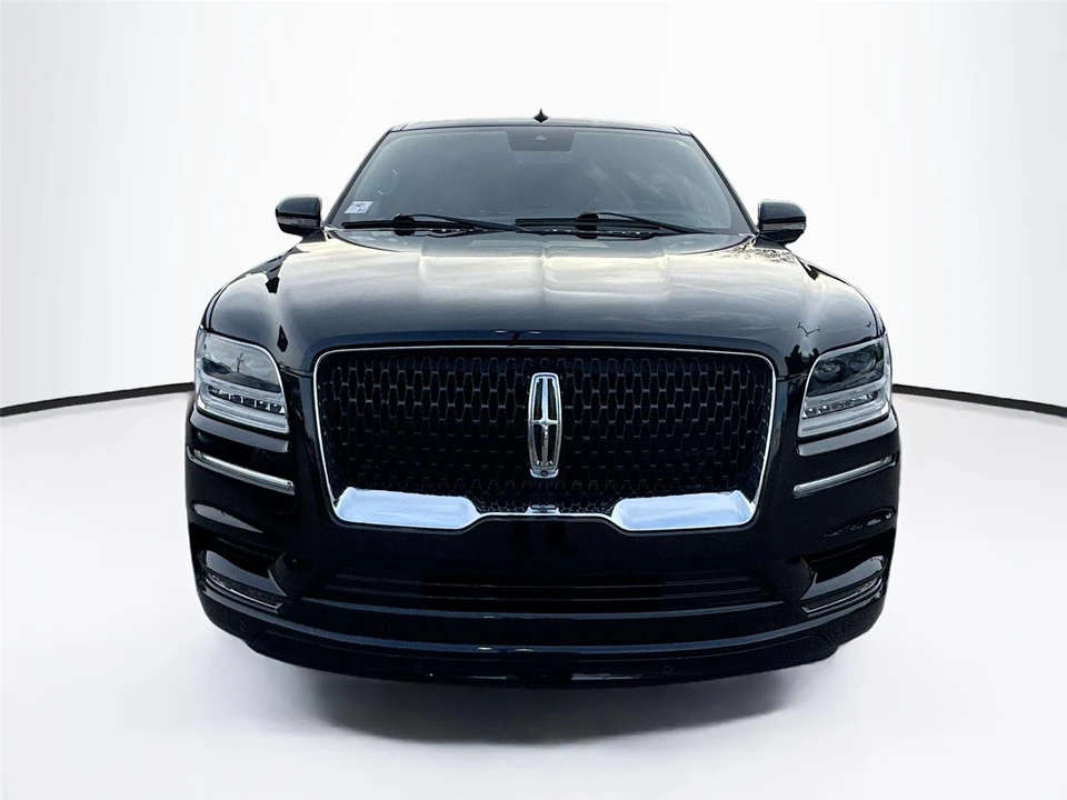 2021 Lincoln Navigator 4th Gen - Image 2 of 21