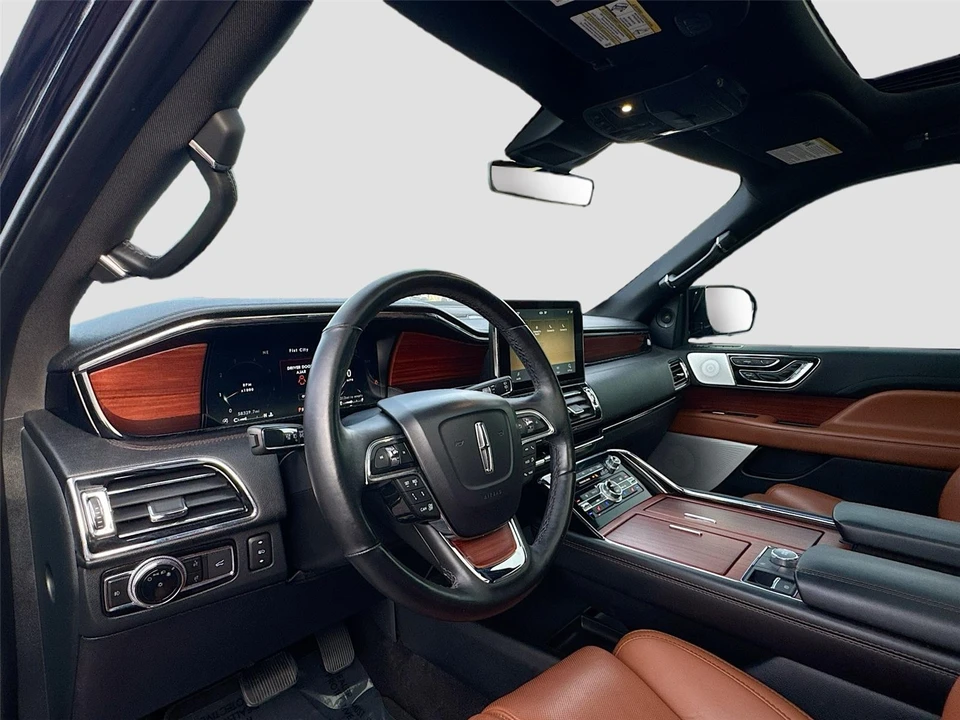 2021 Lincoln Navigator 4th Gen - Image 9 of 21