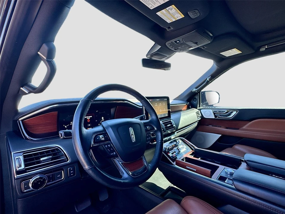 2021 Lincoln Navigator 4th Gen - Image 7 of 14