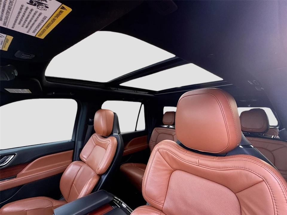 2021 Lincoln Navigator 4th Gen - Image 20 of 21