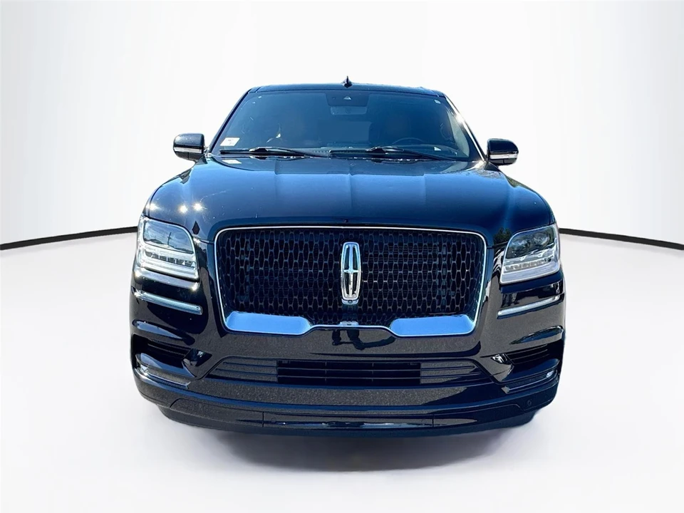 2021 Lincoln Navigator 4th Gen - Image 2 of 14