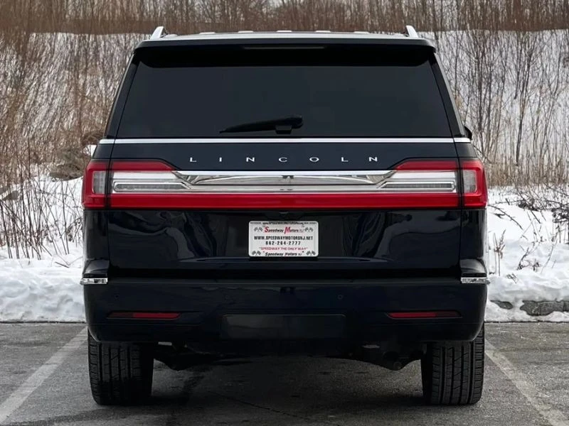 2021 Lincoln Navigator 4th Gen - Image 7 of 12