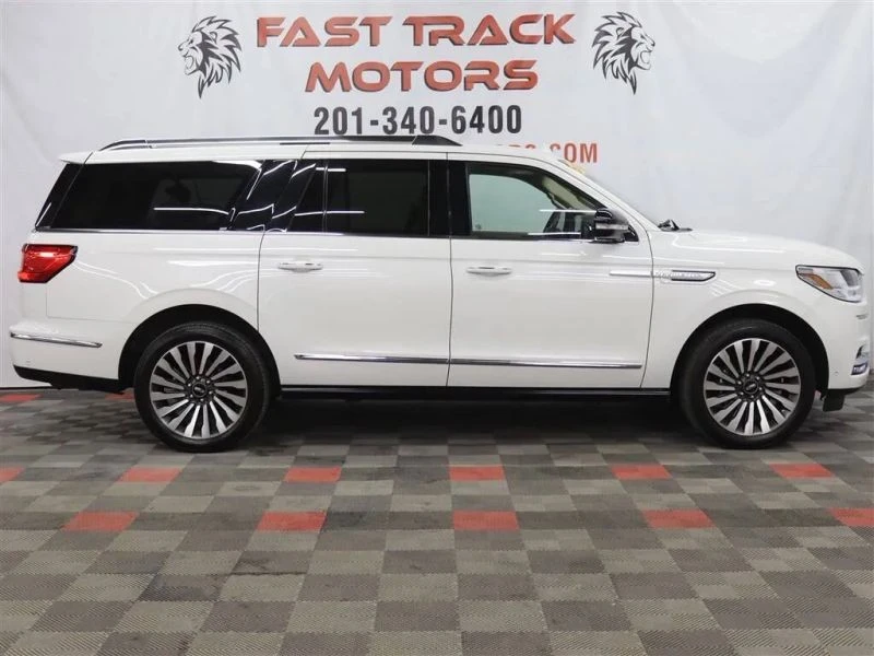 2021 Lincoln Navigator 4th Gen - Image 4 of 12
