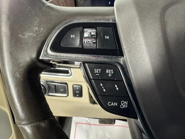 2021 Lincoln Navigator 4th Gen - Image 16 of 21