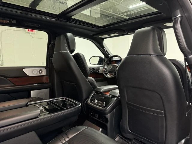2021 Lincoln Navigator 4th Gen - Image 14 of 31