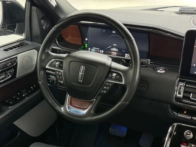 2021 Lincoln Navigator 4th Gen - Image 23 of 31