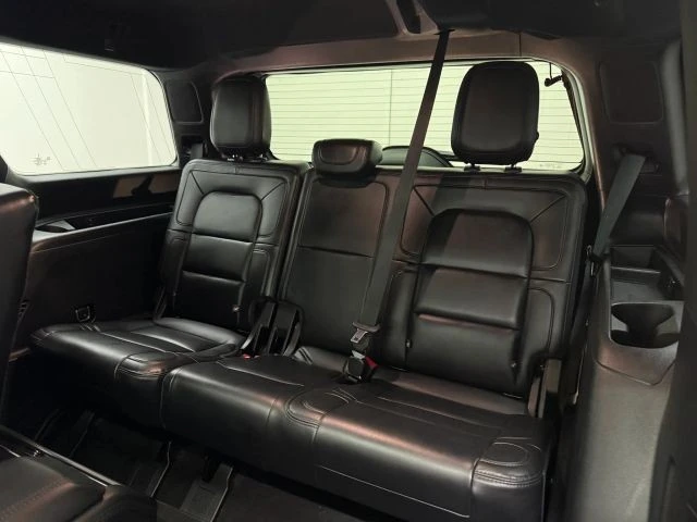 2021 Lincoln Navigator 4th Gen - Image 18 of 31