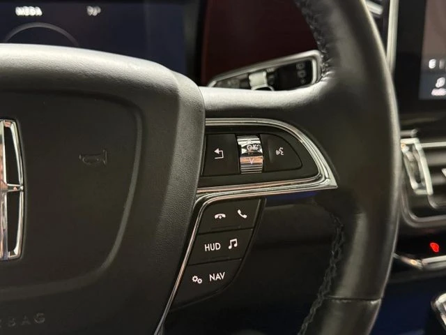 2021 Lincoln Navigator 4th Gen - Image 25 of 31