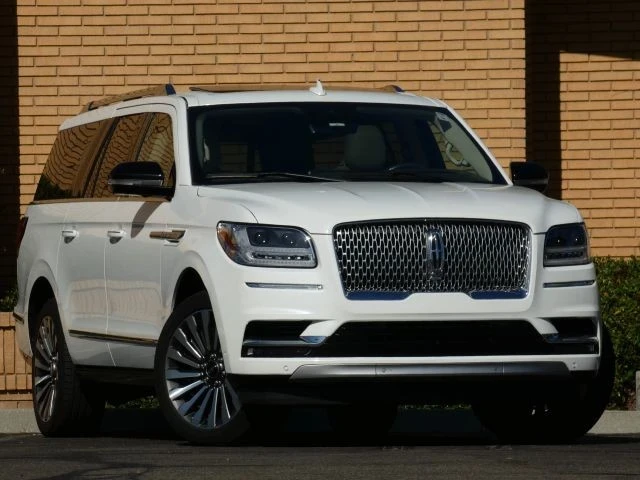 2021 Lincoln Navigator 4th Gen - Image 3 of 21
