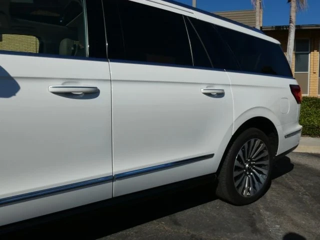 2021 Lincoln Navigator 4th Gen - Image 13 of 21