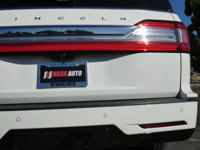 2021 Lincoln Navigator 4th Gen - Image 9 of 21