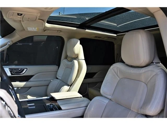 2021 Lincoln Navigator 4th Gen - Image 16 of 21