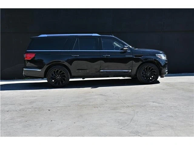 2021 Lincoln Navigator 4th Gen - Image 8 of 21
