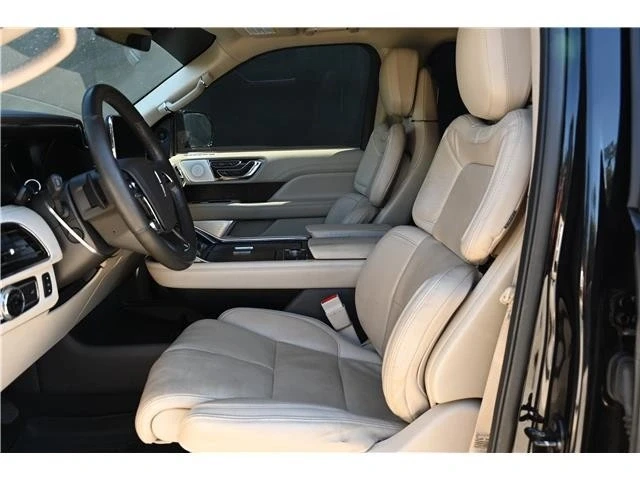 2021 Lincoln Navigator 4th Gen - Image 14 of 21