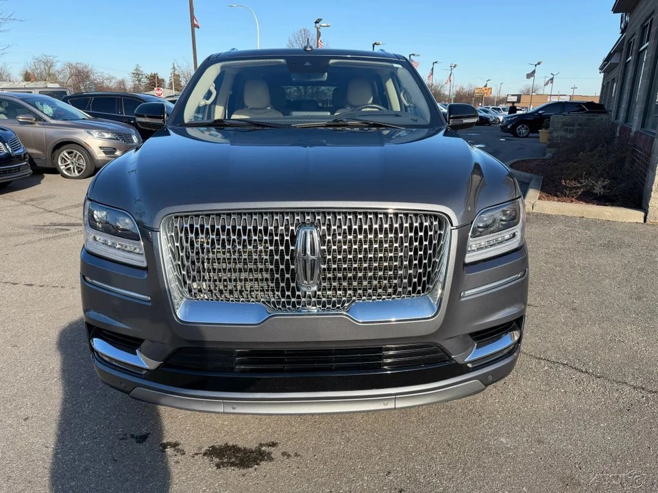 2021 Lincoln Navigator 4th Gen - Image 8 of 12