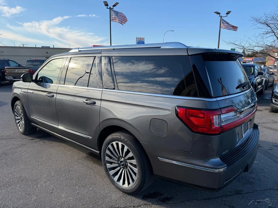 2021 Lincoln Navigator 4th Gen - Image 3 of 12