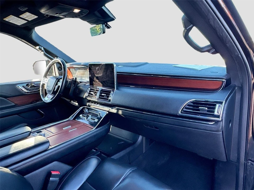 2021 Lincoln Navigator 4th Gen - Image 13 of 14