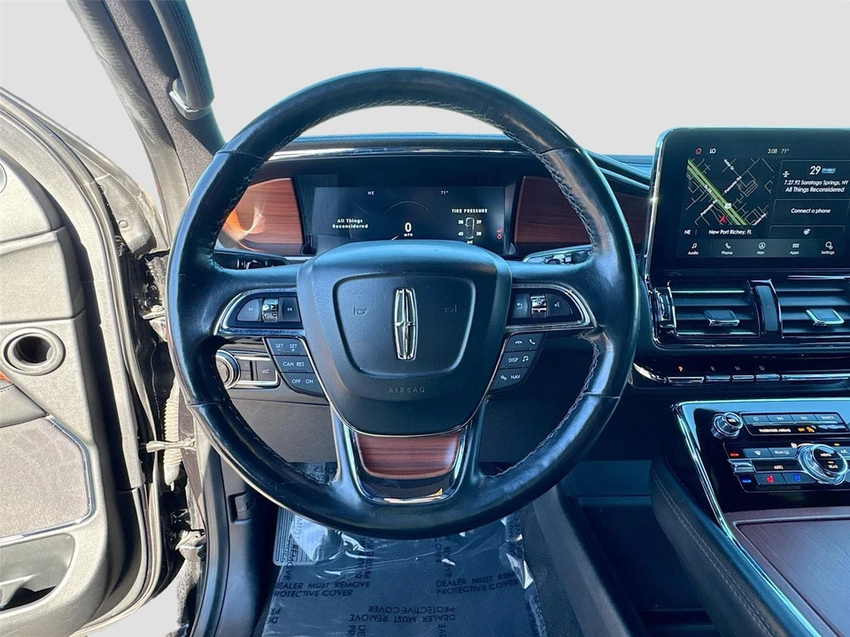 2021 Lincoln Navigator 4th Gen - Image 11 of 21