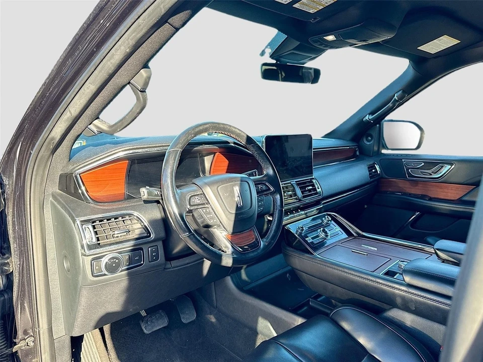 2021 Lincoln Navigator 4th Gen - Image 7 of 14