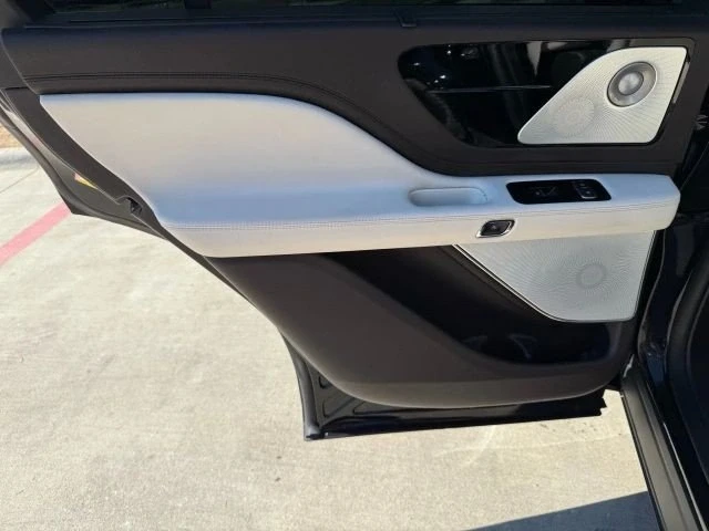 2021 Lincoln Aviator 2nd Gen - Image 13 of 20