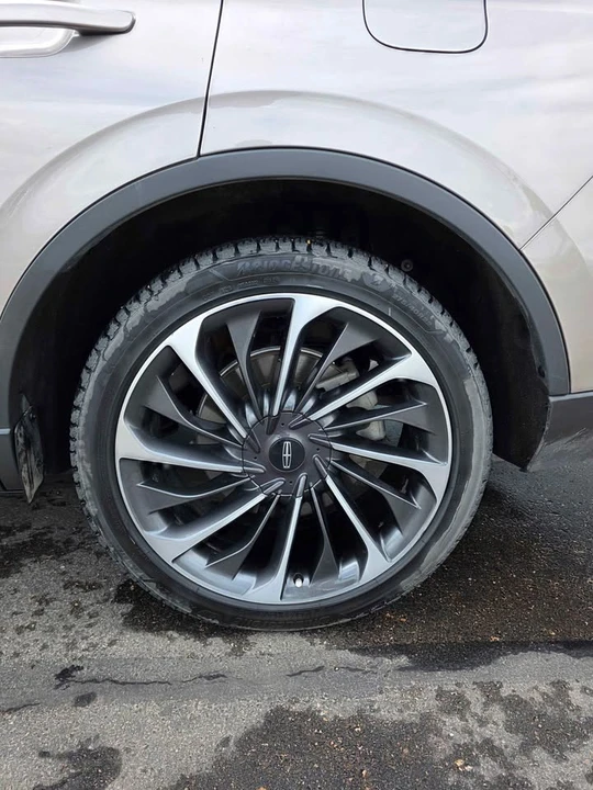 2021 Lincoln Aviator 2nd Gen - Image 15 of 16