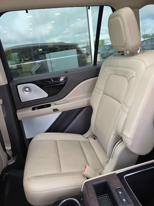 2021 Lincoln Aviator 2nd Gen - Image 14 of 16