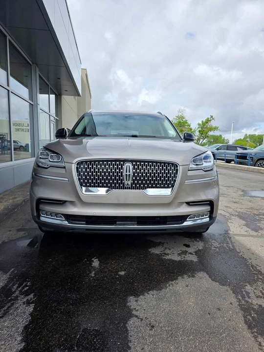 2021 Lincoln Aviator 2nd Gen - Image 2 of 16