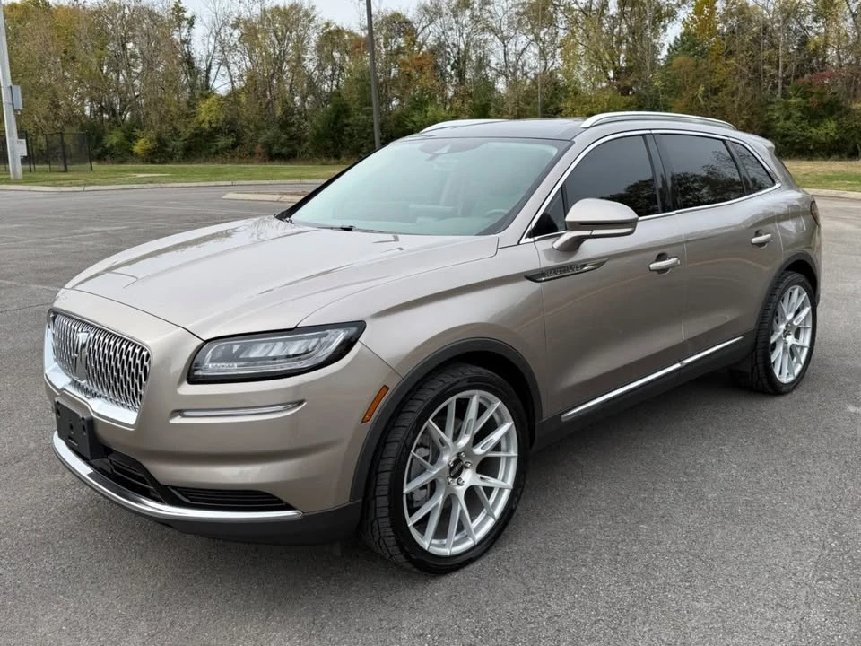 2021 Lincoln Nautilus - Image 2 of 19