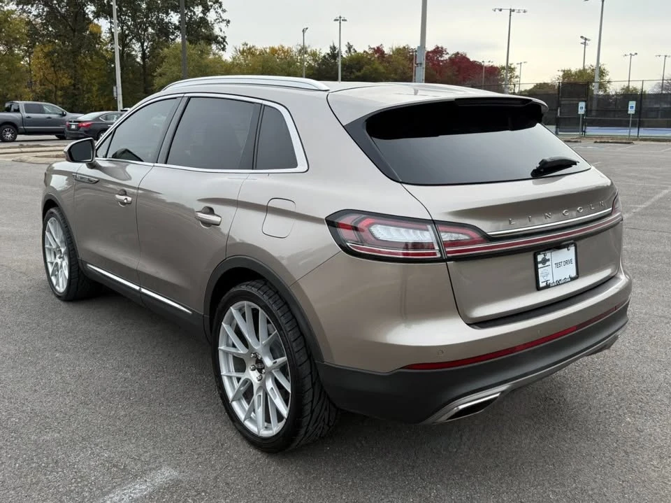 2021 Lincoln Nautilus - Image 4 of 19