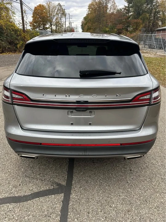 2021 Lincoln Nautilus - Image 8 of 17