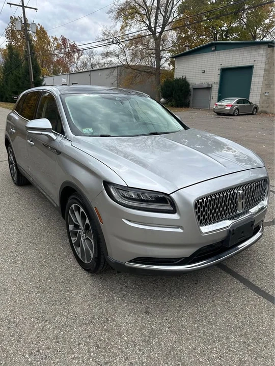 2021 Lincoln Nautilus - Image 4 of 17