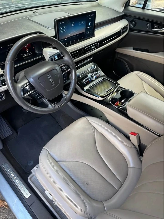2021 Lincoln Nautilus - Image 11 of 17