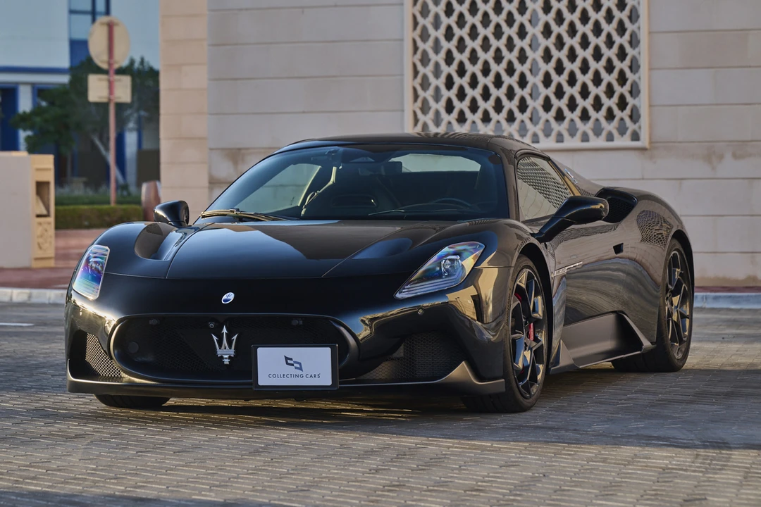 2021 Lotus Emira - Image 16 of 16