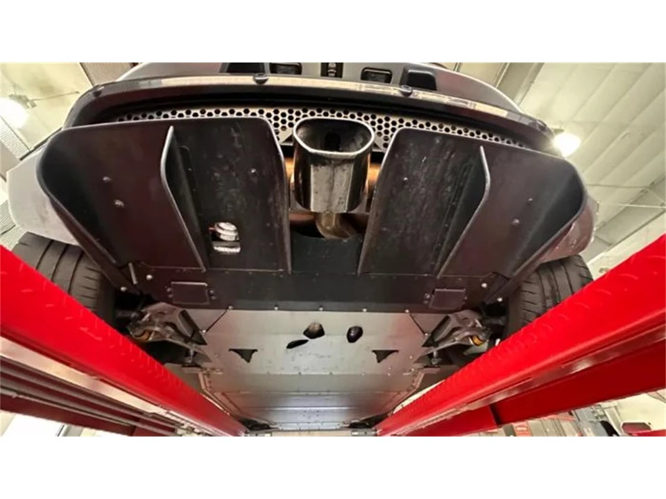 2021 Lotus Esprit - Image 2 of 5