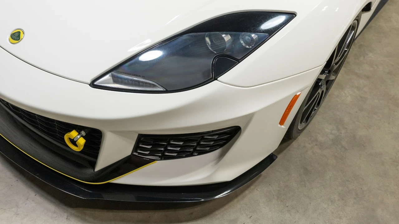 2021 Lotus Evora GT - Image 28 of 31