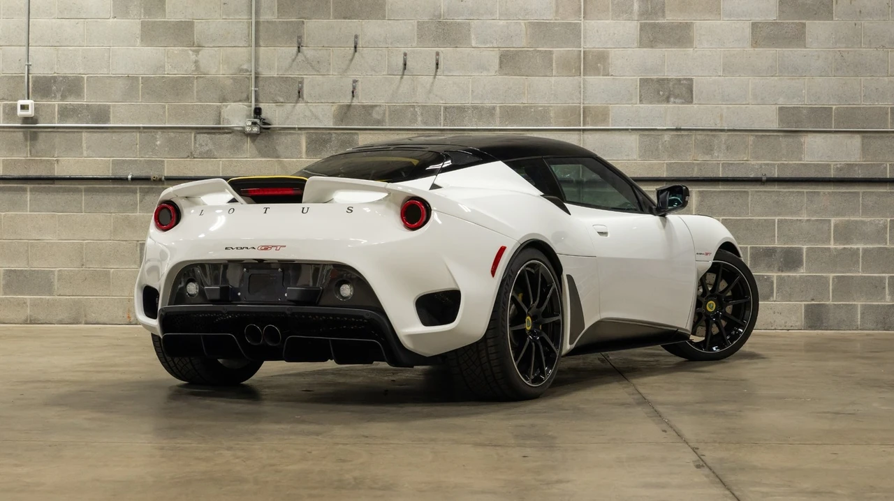 2021 Lotus Evora GT - Image 7 of 31
