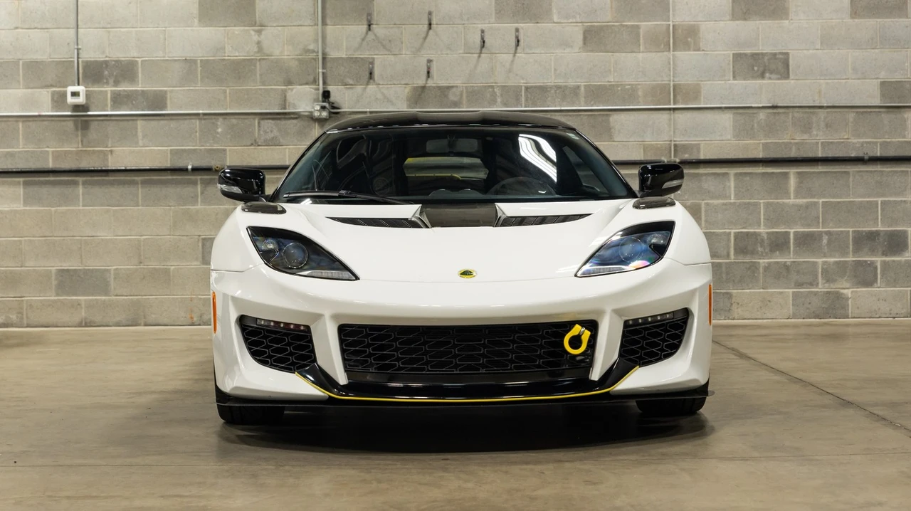 2021 Lotus Evora GT - Image 2 of 31