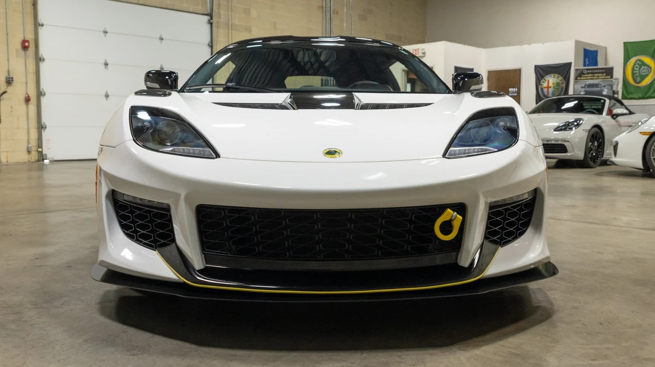 2021 Lotus Evora GT - Image 27 of 31