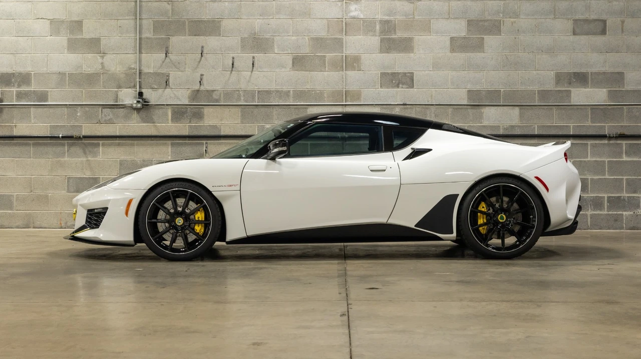 2021 Lotus Evora GT - Image 4 of 31