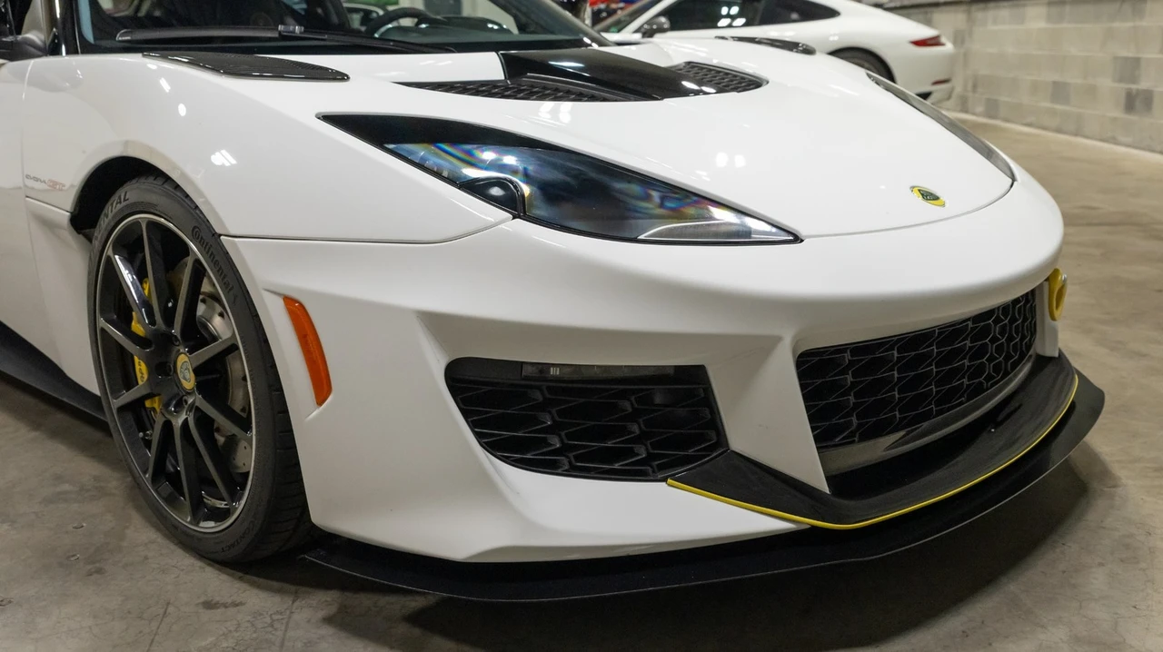 2021 Lotus Evora GT - Image 25 of 31